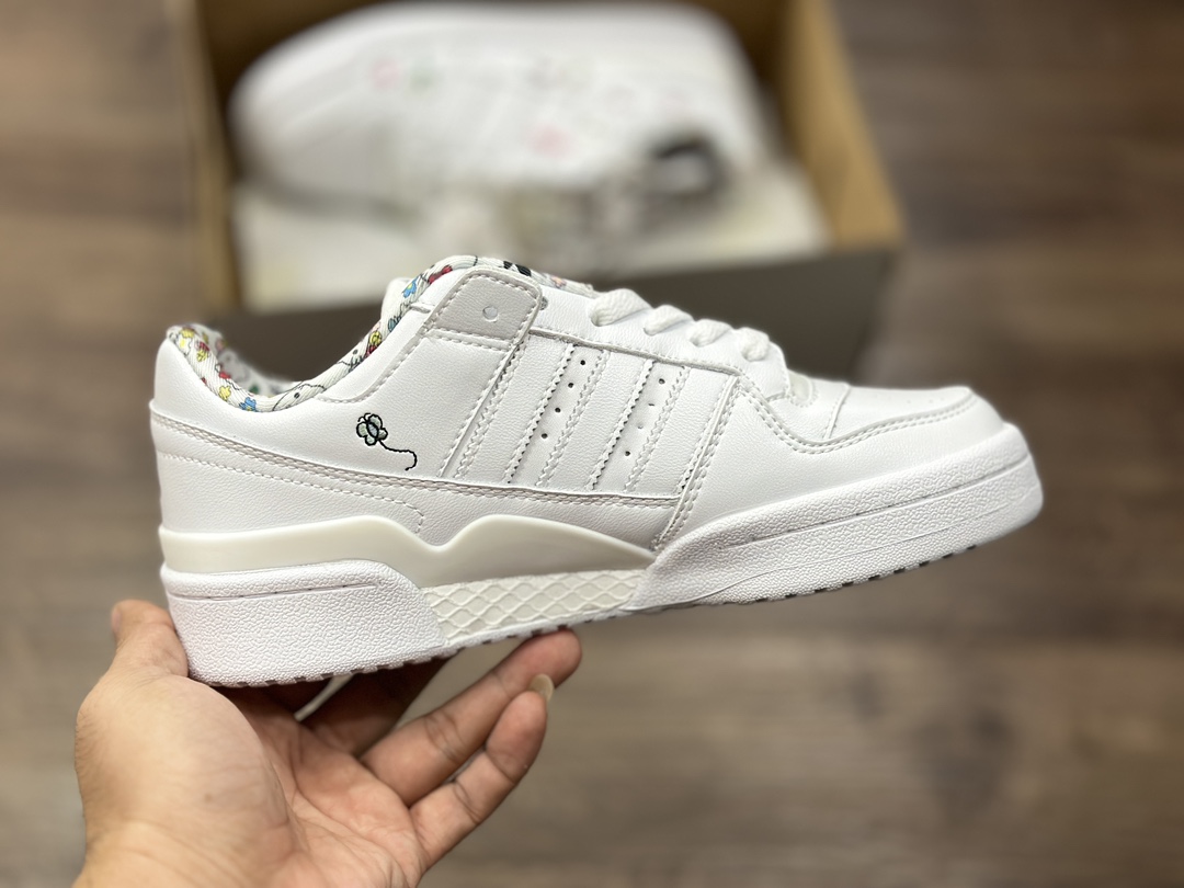 220 阿迪 Adidas Originals Forum Low 三叶草 IG0301