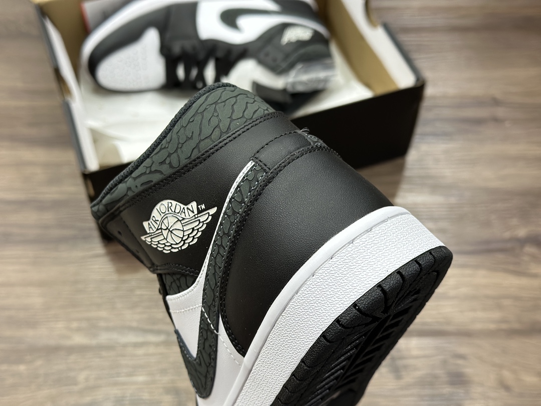 220 Air Jordan 1 Low AJ1 乔1 黑白中帮休闲板鞋 FB9911-001