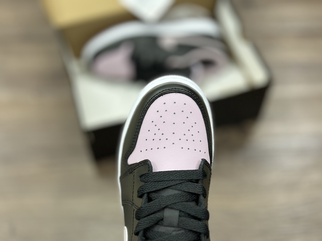 240 Air Jordan 1 Low AJ1 乔1 黑粉 低帮休闲板鞋 DV1333-051