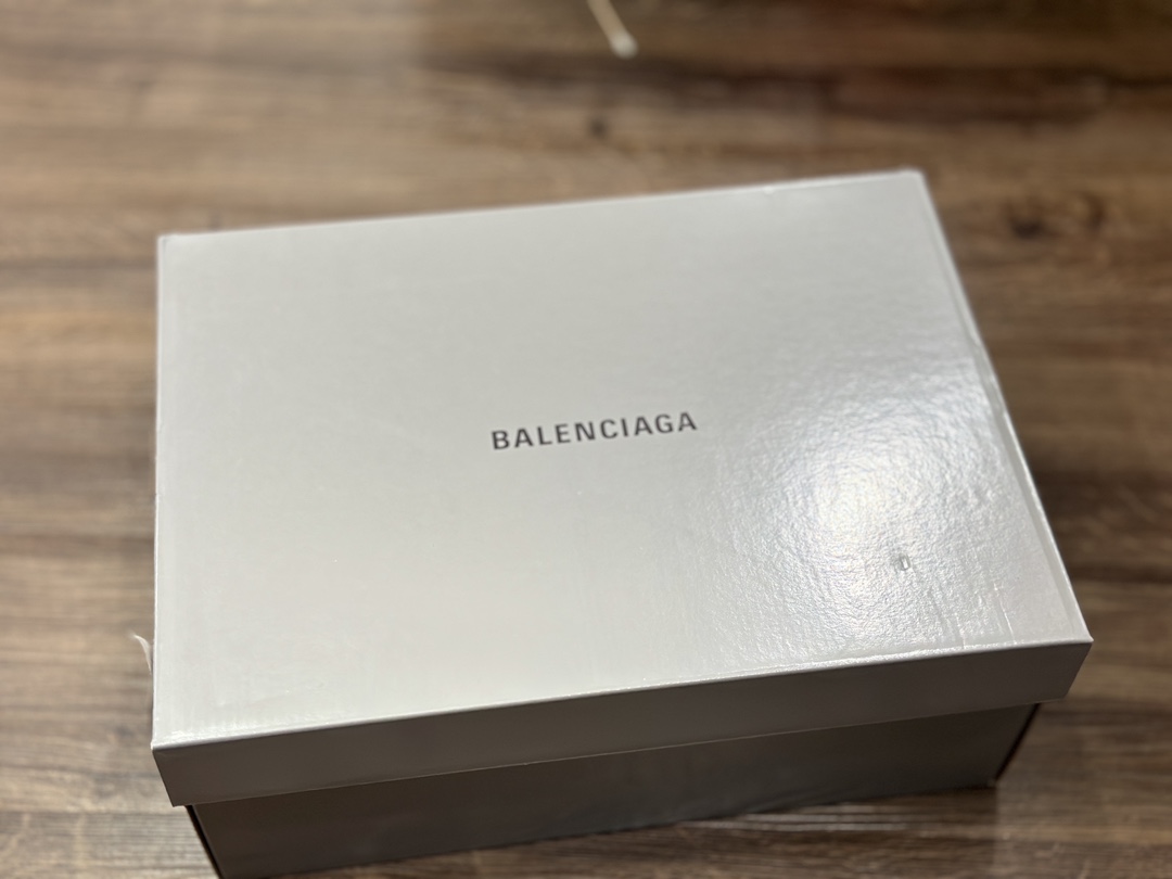 450 Balenciaga/巴黎世家 7 代 全白 复古老爹