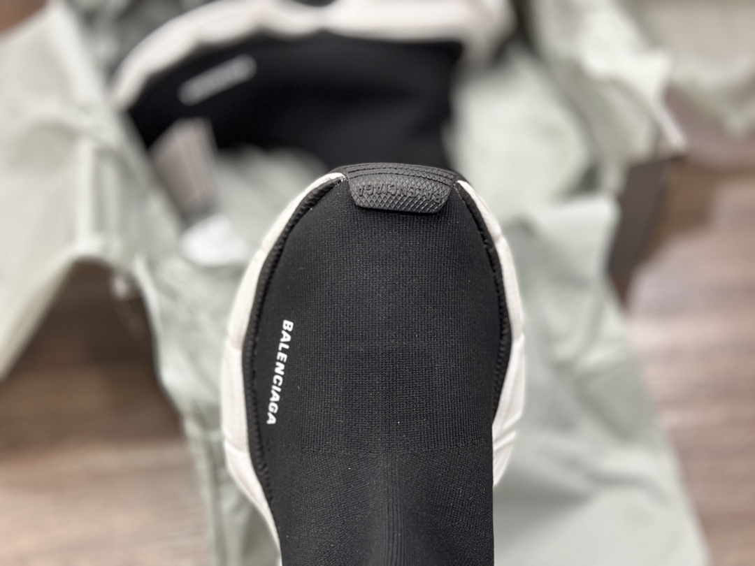 180 BALENCIAGA 3XL袜套 巴黎世家 3XL袜子鞋