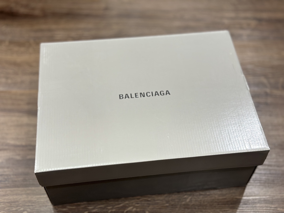 180 BALENCIAGA 3XL袜套 巴黎世家 3XL袜子鞋