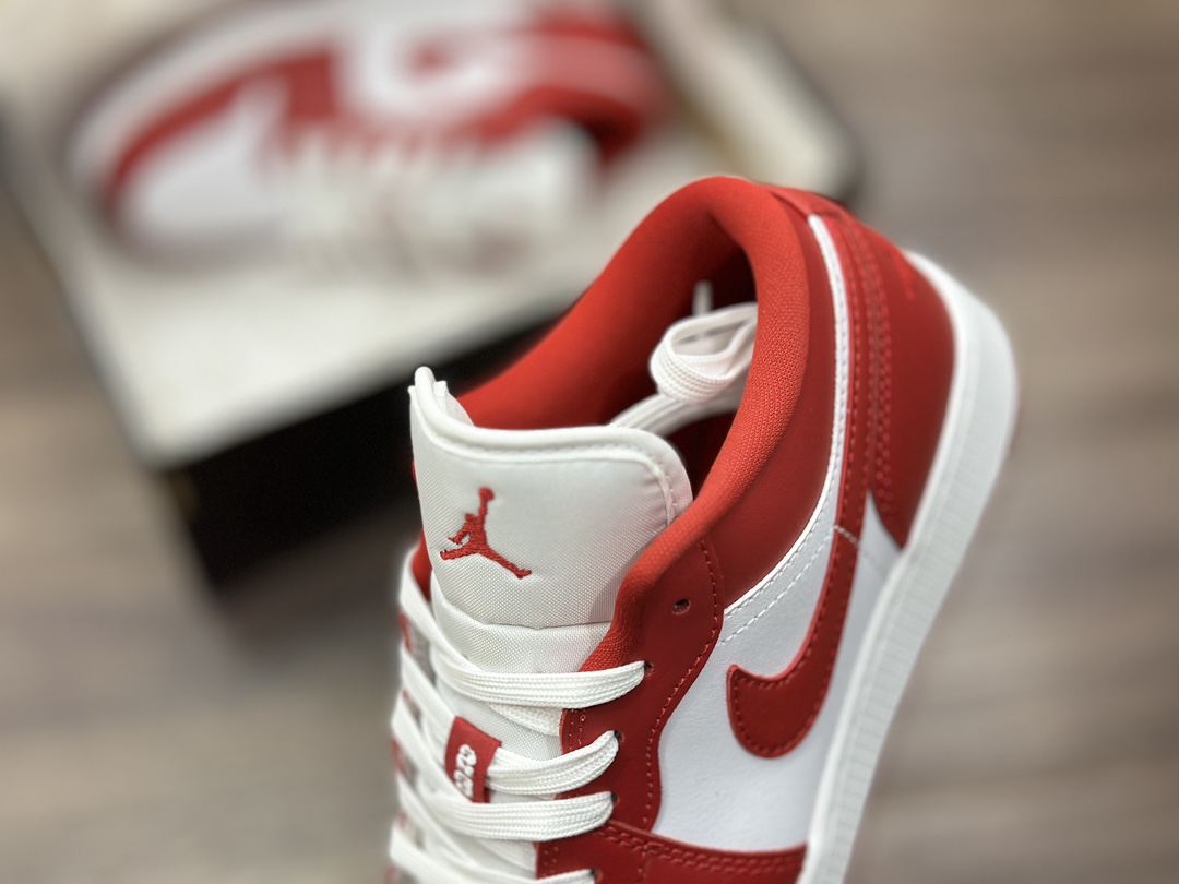 240 Air Jordan 1 Low AJ1 乔1 白红 低帮休闲板鞋 553560-611