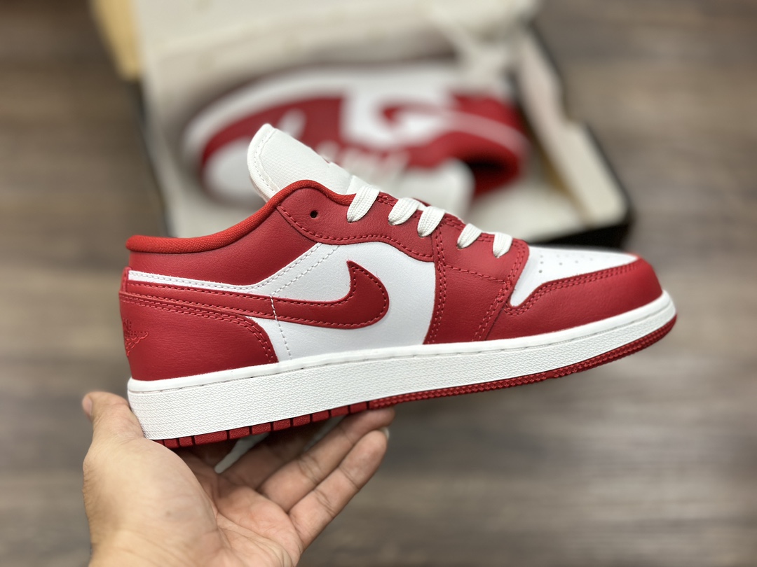 240 Air Jordan 1 Low AJ1 乔1 白红 低帮休闲板鞋 553560-611