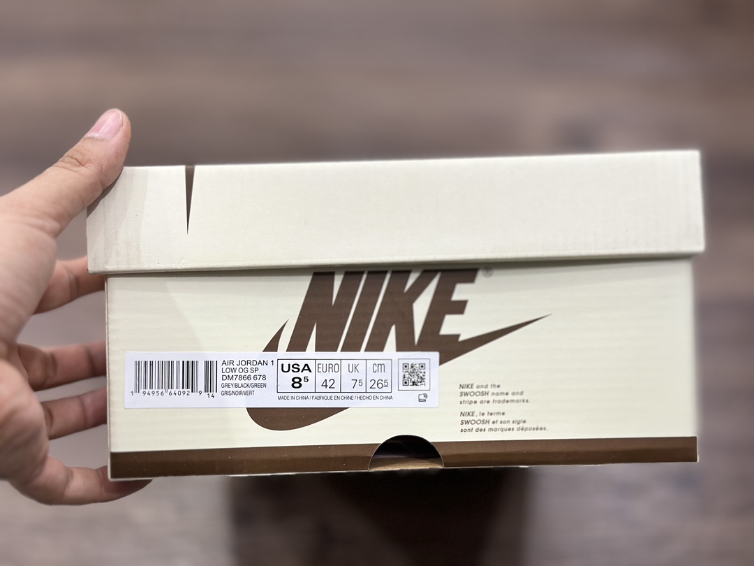 220 Fragment x TS x Air Jordan 1 Low 三方联名倒钩低帮 篮球鞋 DM7866-678