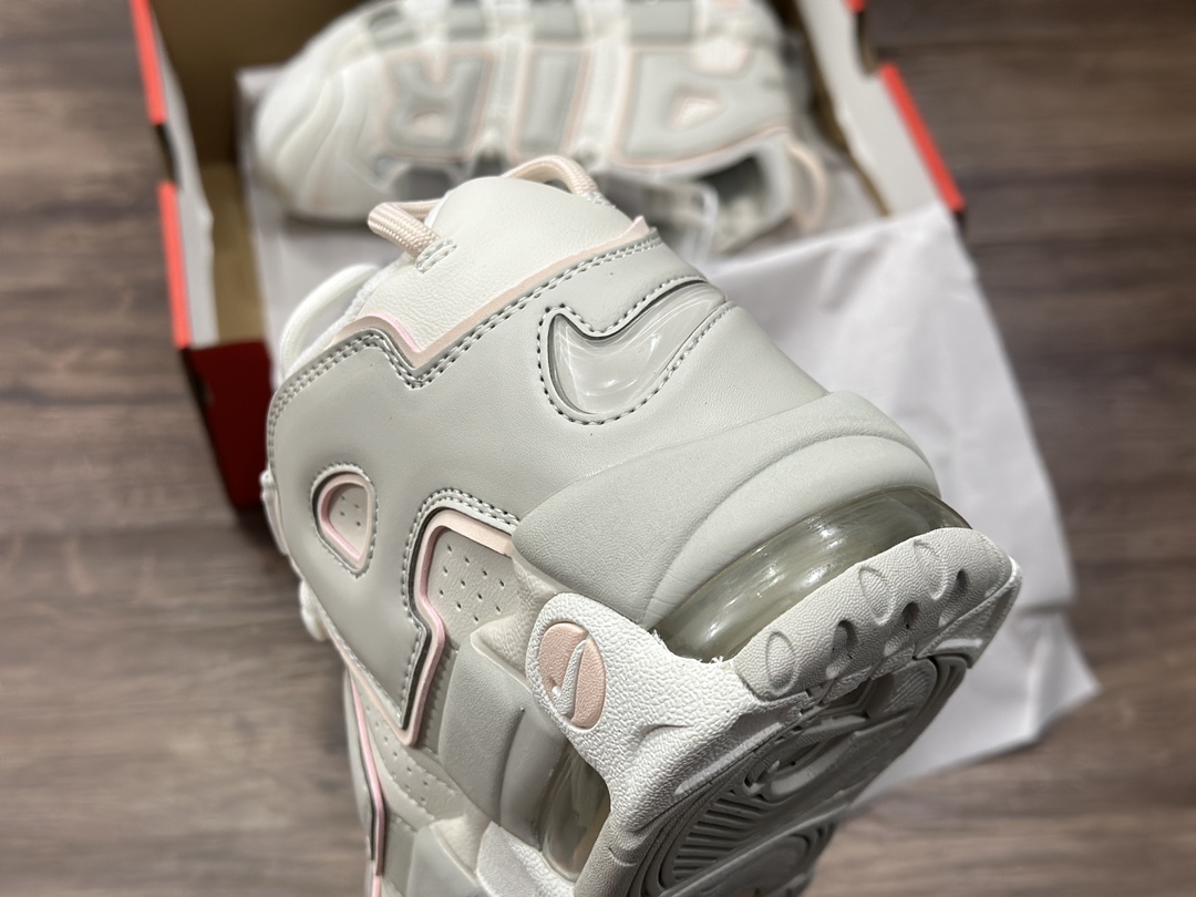 260 Nike WMNS Air More Uptempo GS”Barely Green0“ 皮蓬 篮球鞋  DV1137-101