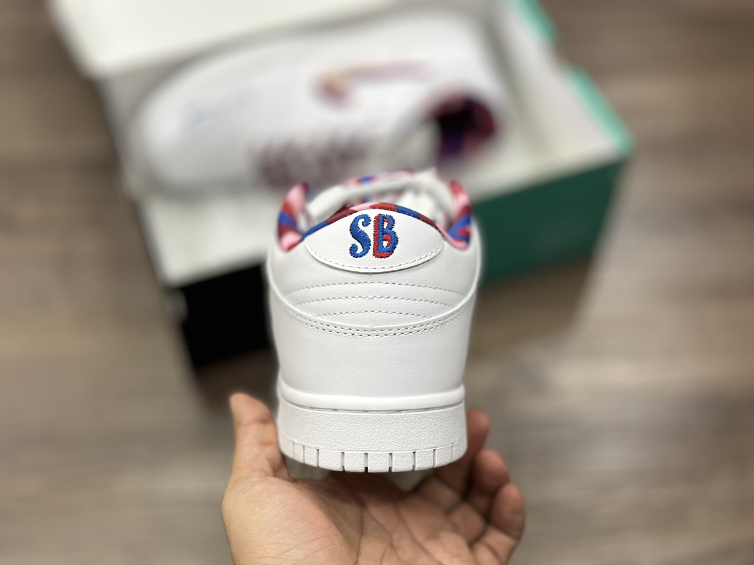 350 NIKE SB Dunk Low 低帮休闲运动鞋 CN4504-100