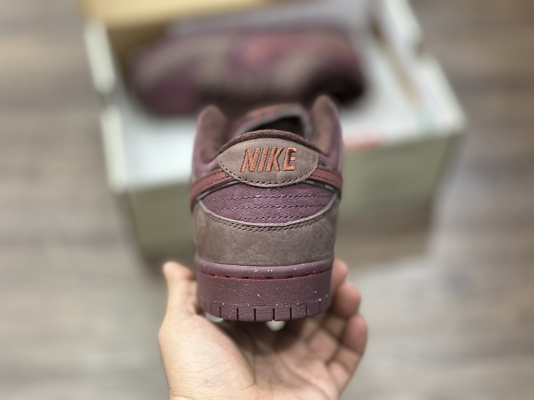 340 NIKE SB Dunk Low 低帮休闲运动鞋  FN0619-600