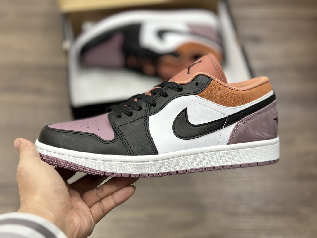 240 Air Jordan 1 Low AJ1 乔1 低帮休闲板鞋 FB9907-102