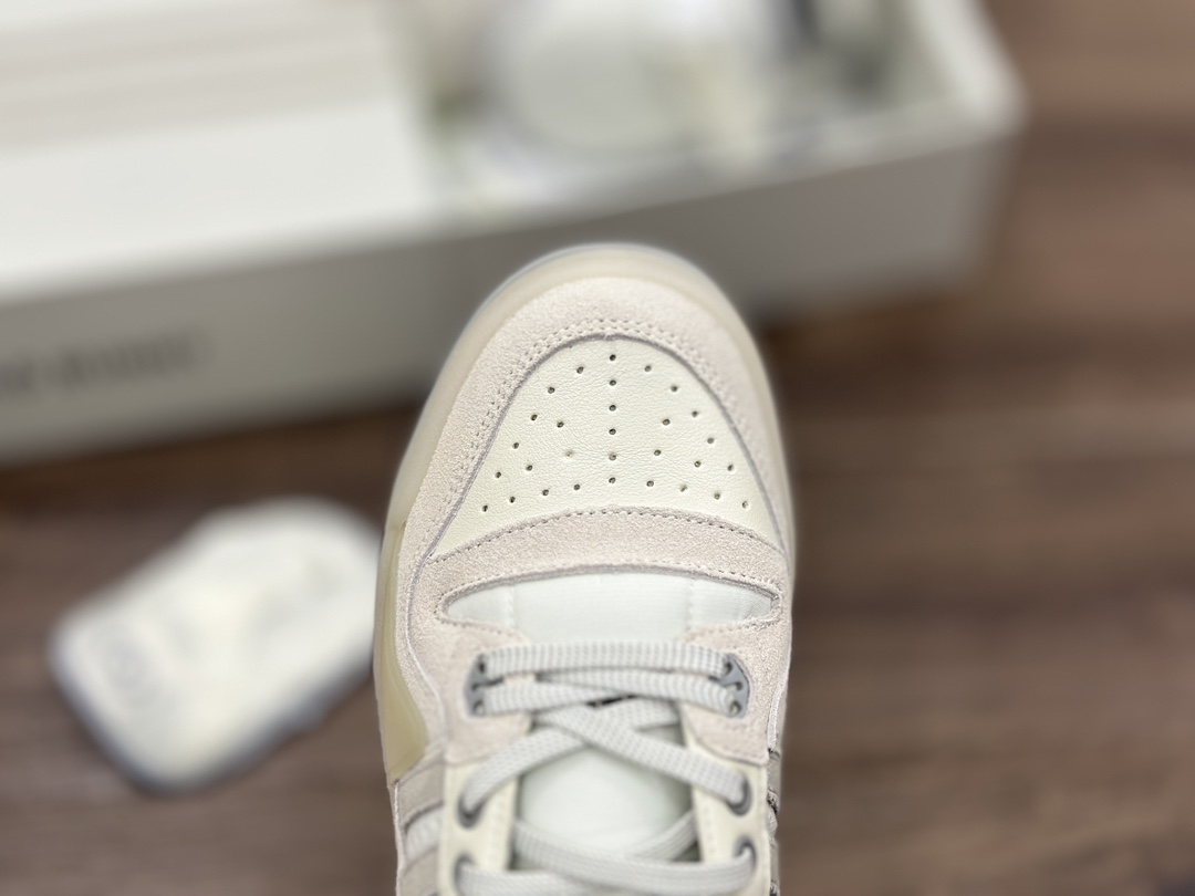 280 Bunny x adidas Forum Low 机能魔术贴礼盒 兔 HQ2153