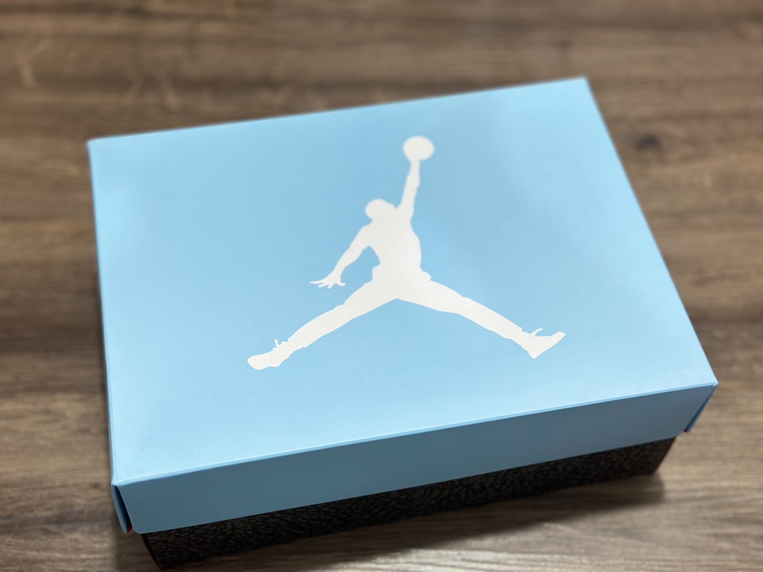 Air Jordan 3 Retro Valor Blue aj3 Jordan 3 North Carolina Blue White Blue CT8532-104