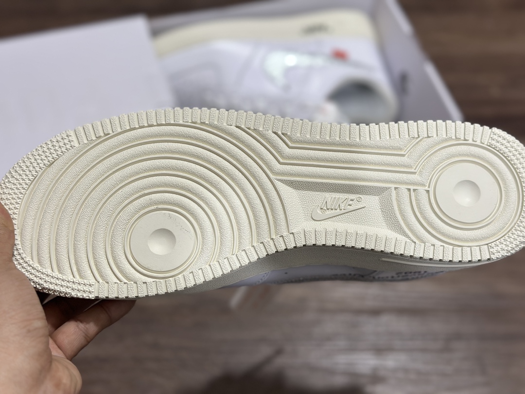 OFF-WhitexNikeAirForce1AF1OW联名白银low空军一号低帮运动鞋货号:AO429