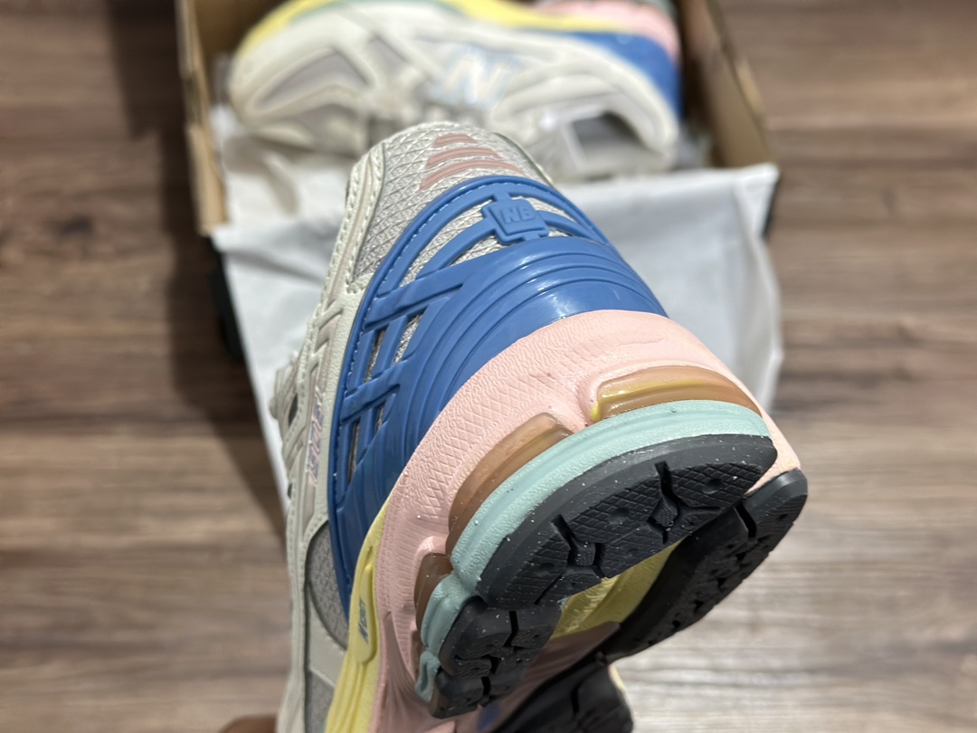 Auralee × New Balance NB 1906R anti-slip wear-resistant low-top running shoes M1906NC