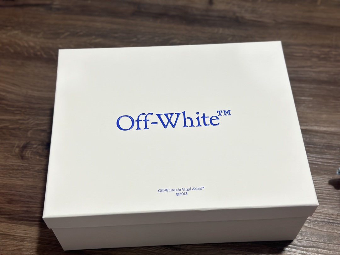 360 OFF-WHITE Out Of Office OW低帮黑白藍板鞋