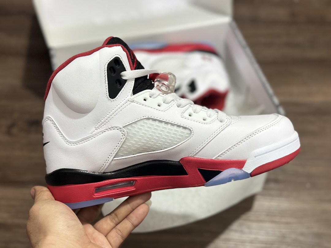 380 Air Jordan AJ5 Retro 流川枫 乔5 篮球鞋 136027-120