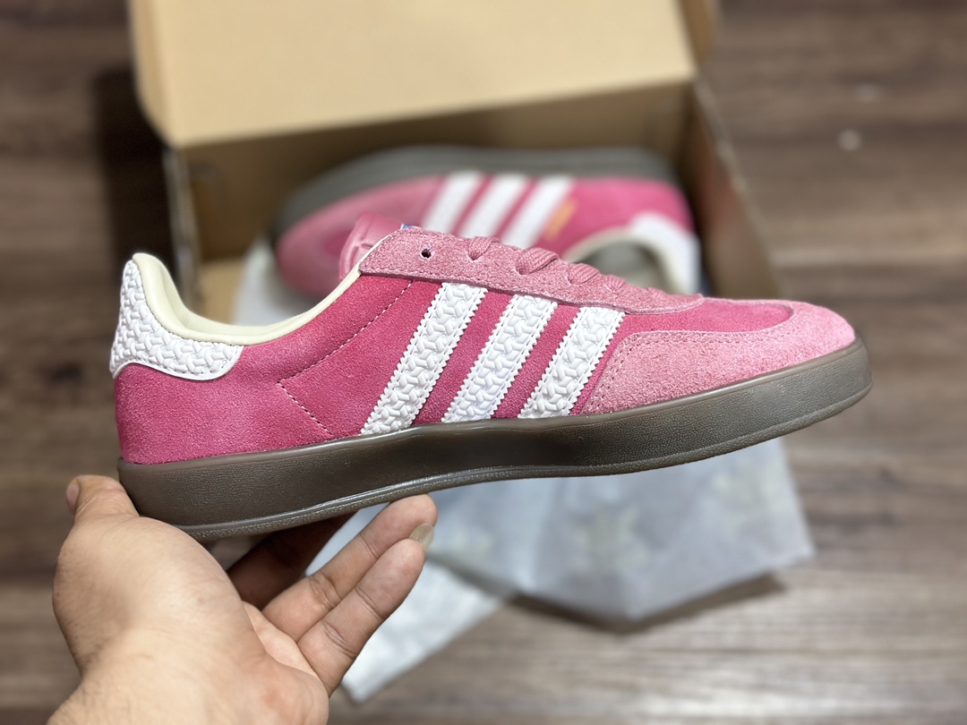 160  Adidas Gazelle Indoor Trainers 羚羊内训德训风板鞋“翻毛树莓粉白焦糖底”  IF1809