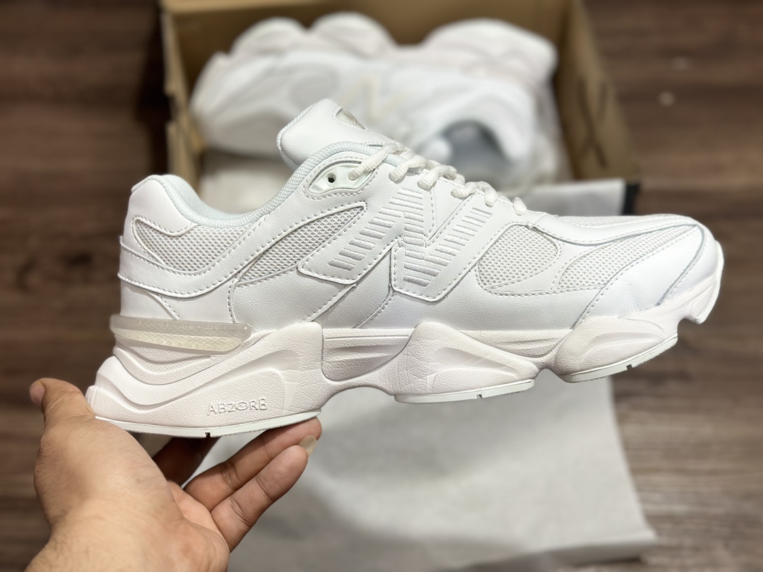 240  New Balance 新百伦 纯白 U9060NRJ 复古休闲慢跑鞋