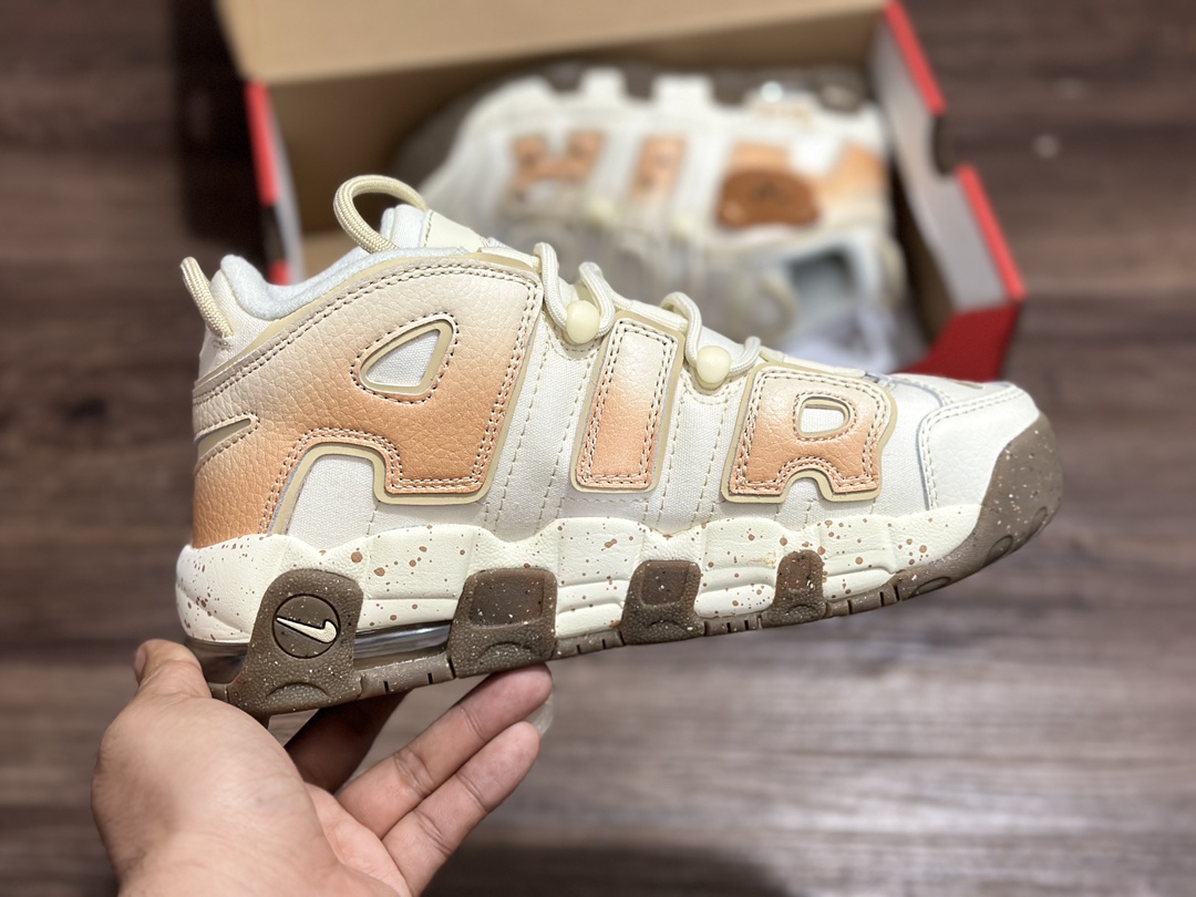 Nike WMNS Air More Uptempo GS”Barely Green0“ 皮蓬篮球鞋 DX1939-100