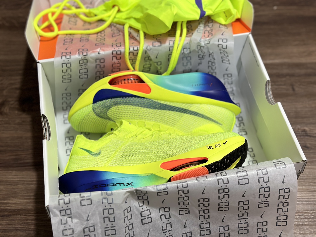 300 Nk Zoom VaporFly Next"Prototype" 2024年全新超级马拉松跑鞋  FD8311-700