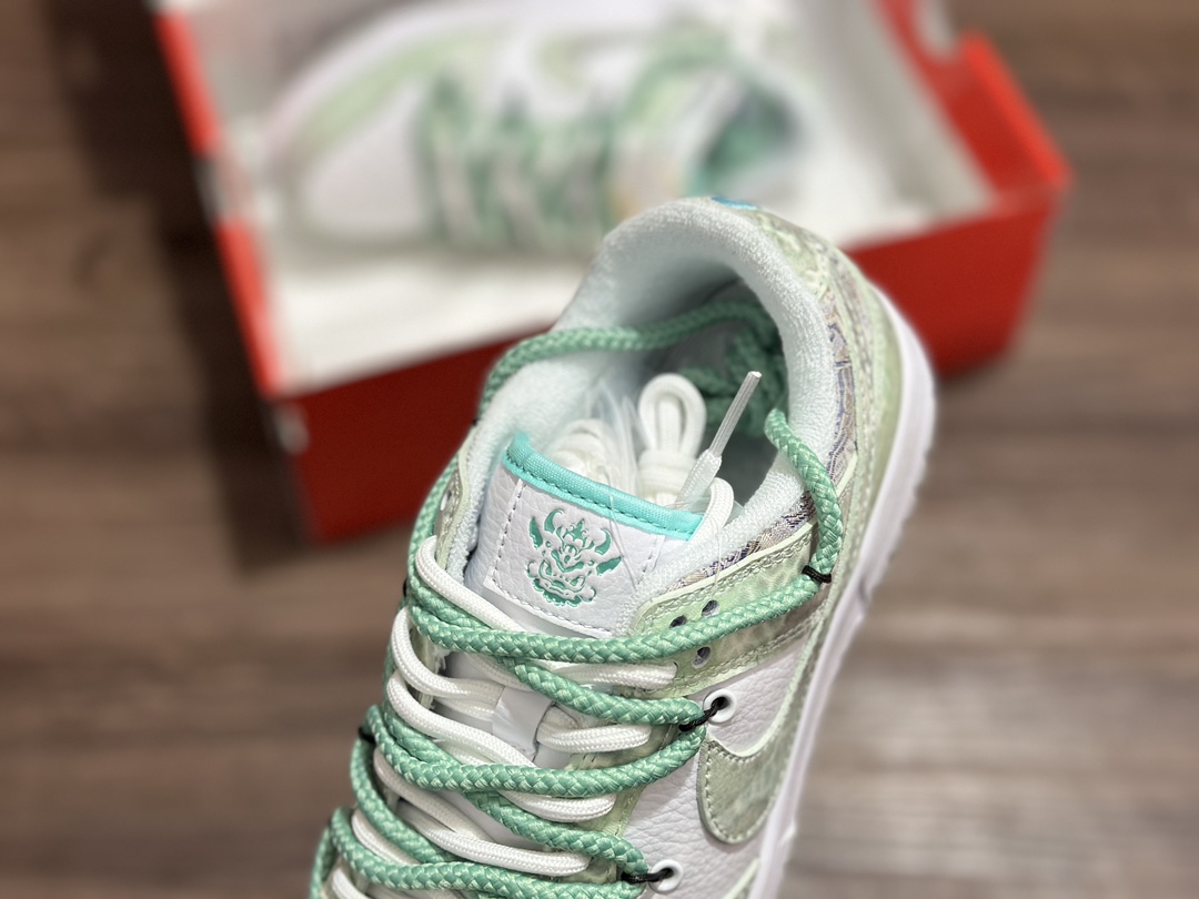 280 NIKE SB Dunk Low 绑带龙年限定低帮休闲运动鞋  SJ2068-229