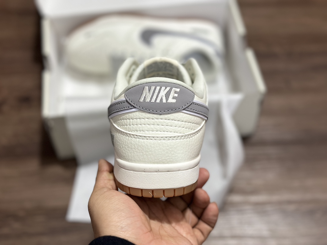 260 NIKE SB Dunk Low 双勾 supreme 低帮休闲运动鞋  XH0923-338