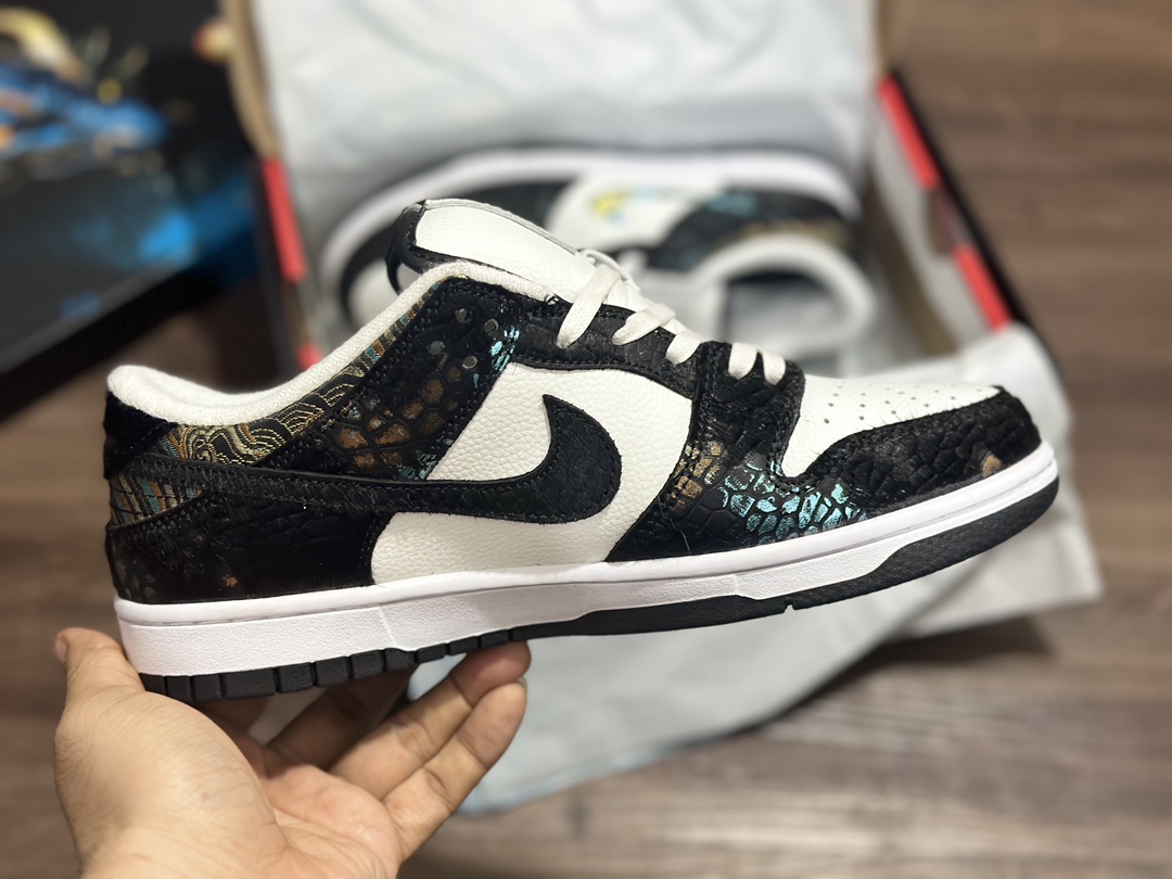 320 Nike SB Dunk Low 龙年限定 黑龙  DV0831-101