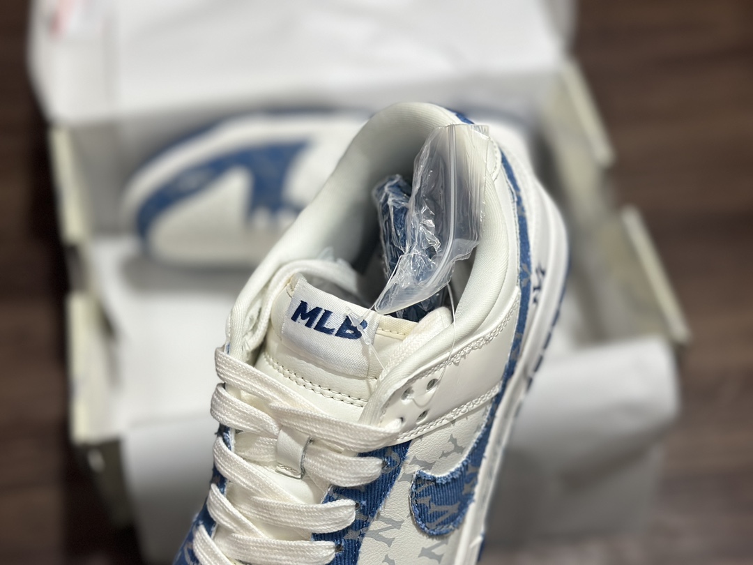 260 Nike SB Dunk Low LV 联名 休闲运动鞋  DQ1098-348