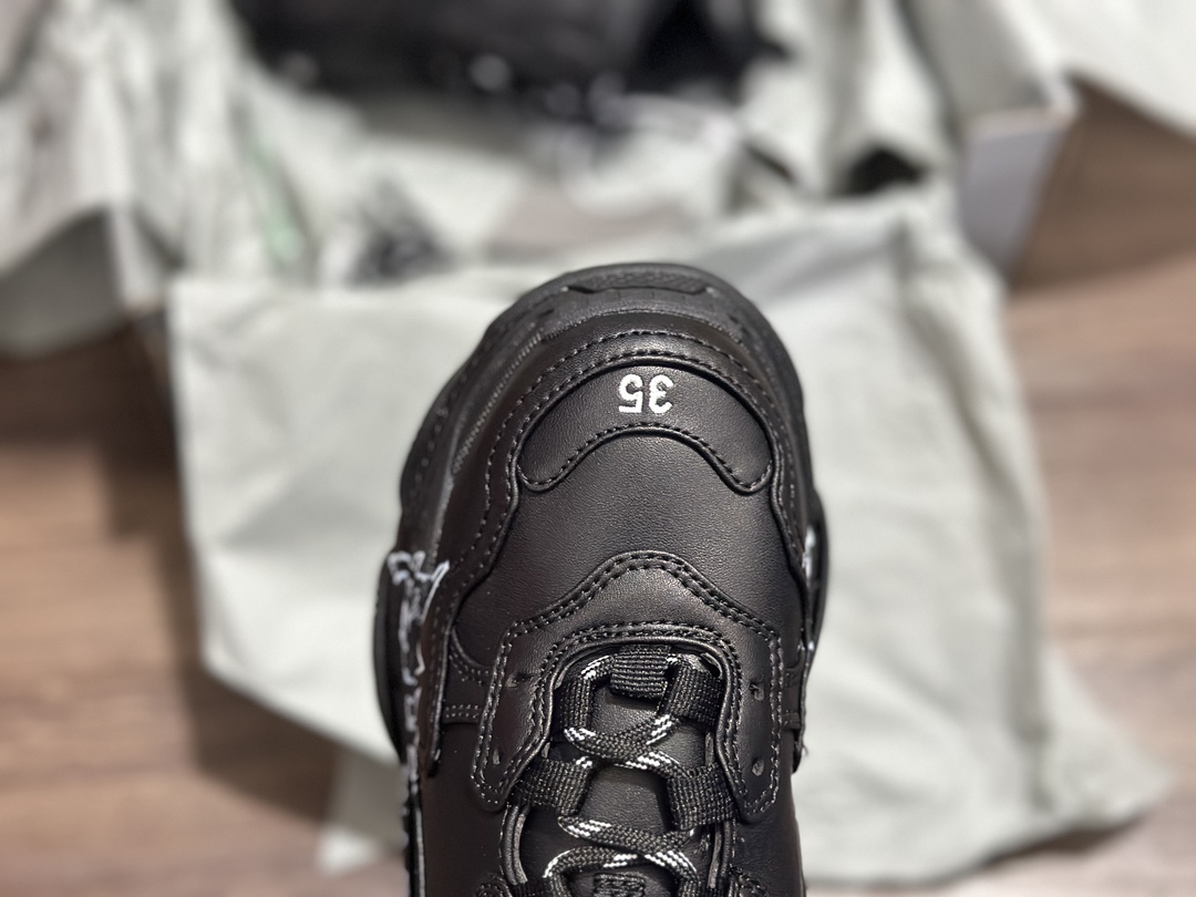 360 Balenciaga/巴黎世家 1.0 初代 复古老爹鞋/米白 字母 涂鸦