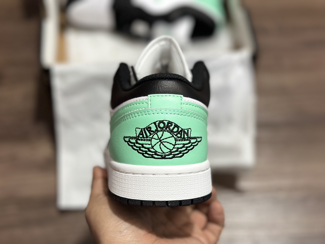 240 Air Jordan 1 Low AJ1 黑白薄荷绿 低帮休闲板鞋 553558-131