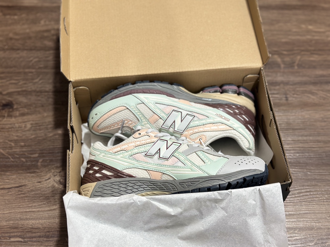 220 New Balance 1906系列复古老爹风休闲运动慢跑鞋  M1906ND