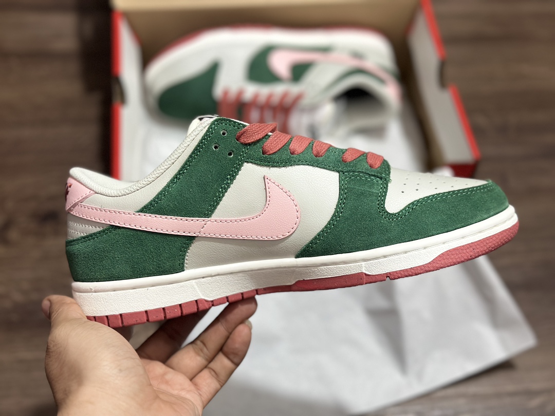 200 NIKE SB Dunk Low 低帮休闲运动鞋  FN8923-061