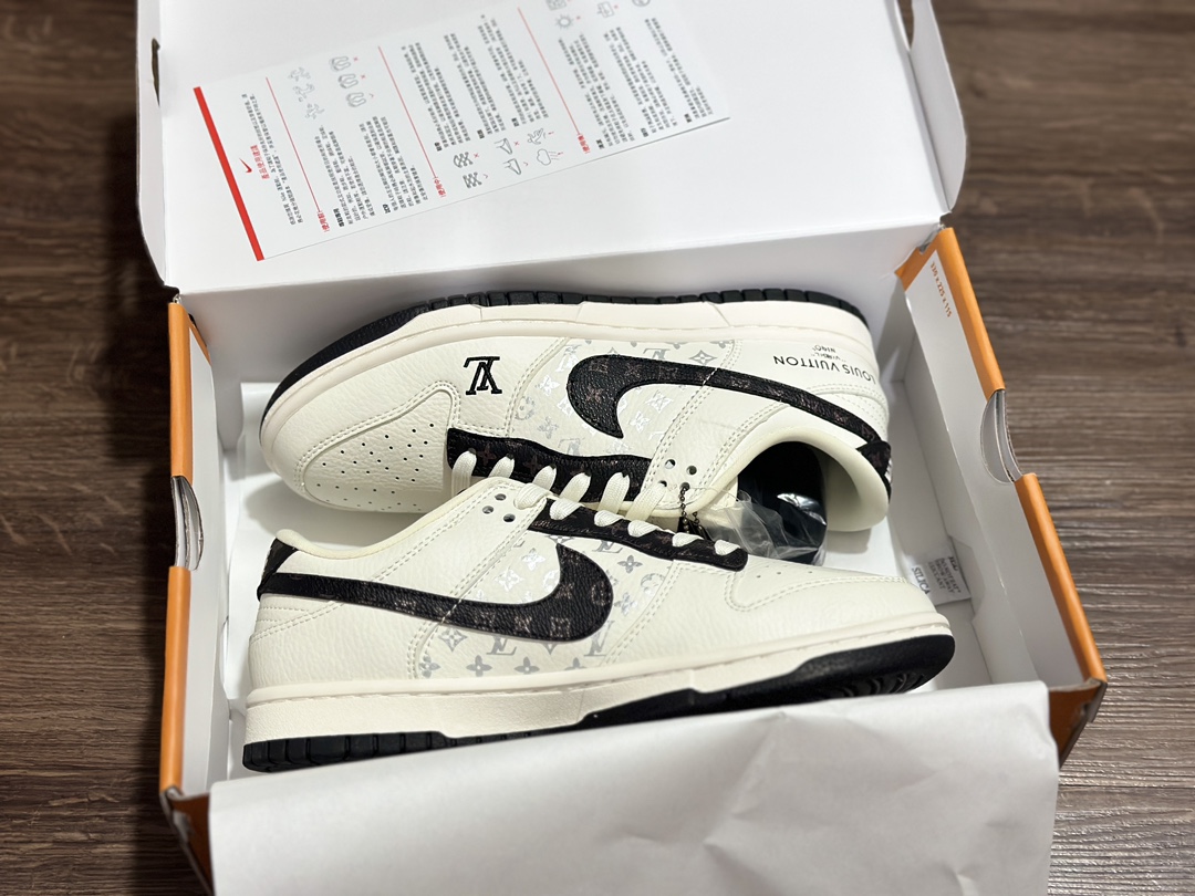 NIKE SB Dunk Low 黑白 LV限定低帮休闲运动鞋  FC1688-189