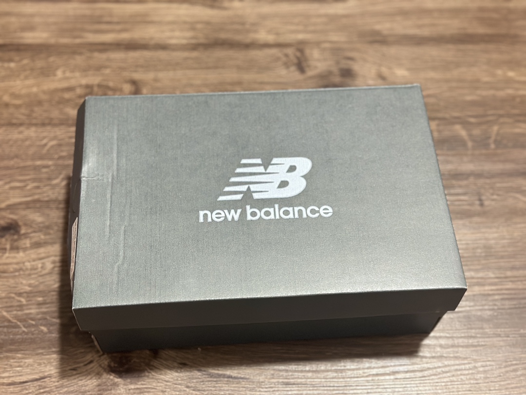 220 New Balance 新百伦 纯白 U9060ESO复古休闲慢跑鞋