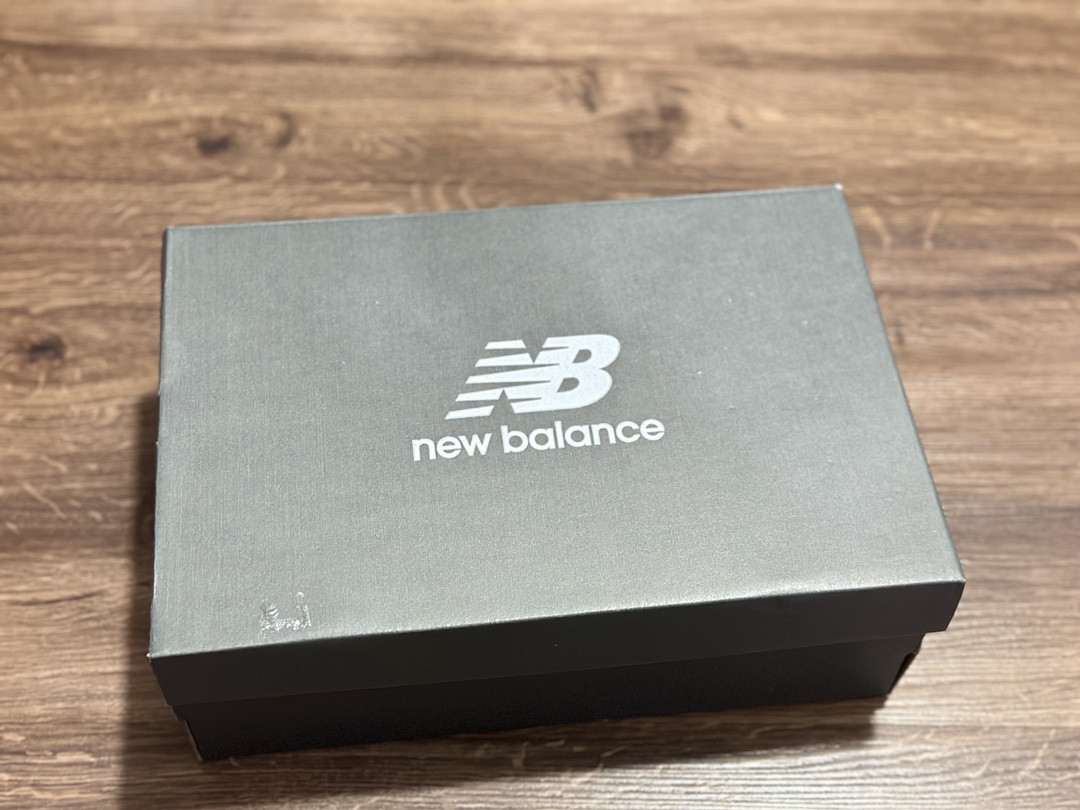 220 New Balance 新百伦 纯白 U9060EEG复古休闲慢跑鞋