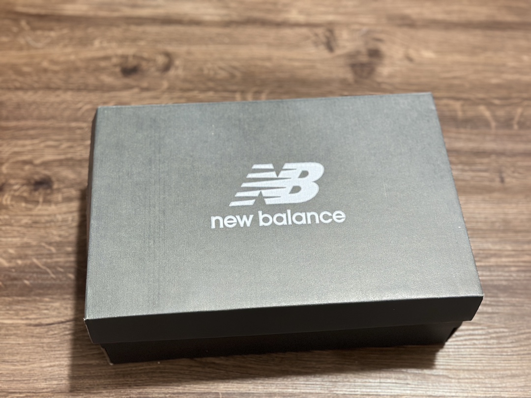 220 New Balance 新百伦 纯白 U9060JCG复古休闲慢跑鞋