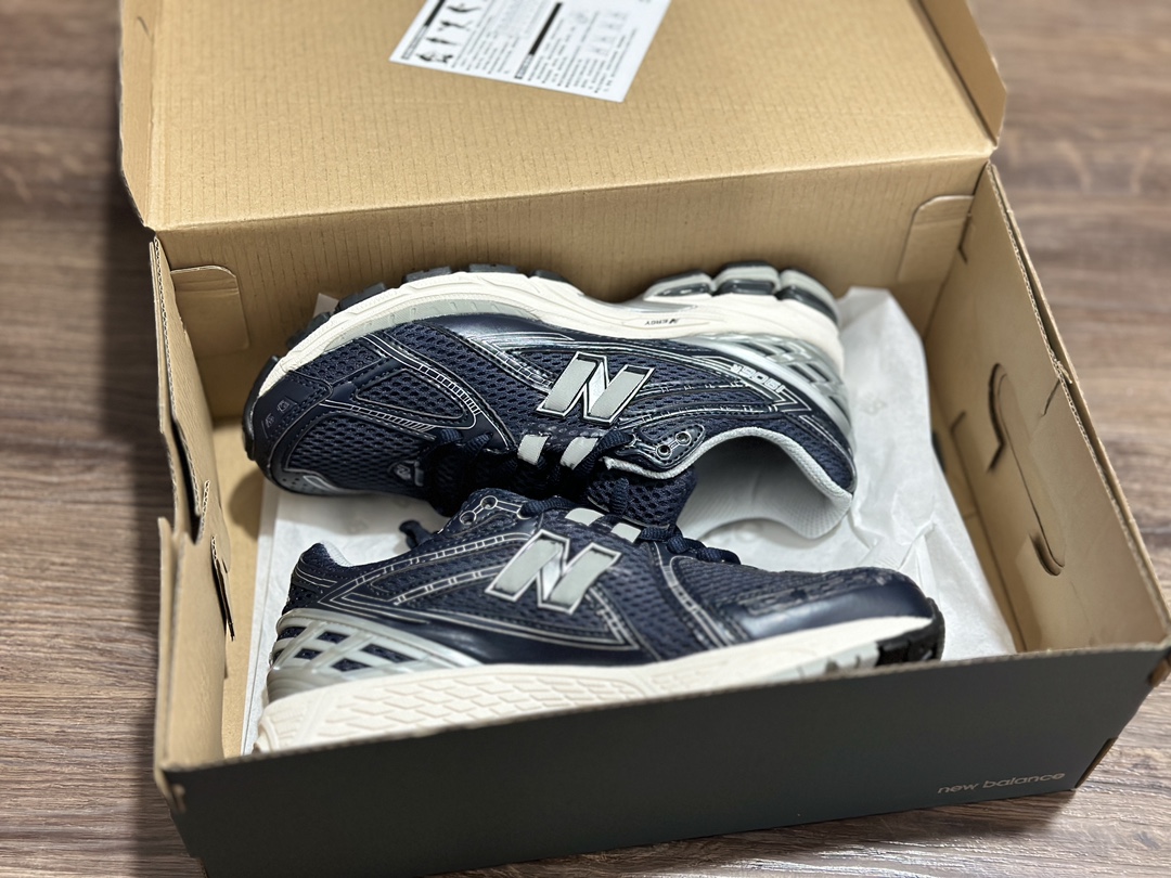 220 New Balance 1906系列复古老爹风休闲运动慢跑鞋  M1906RCA