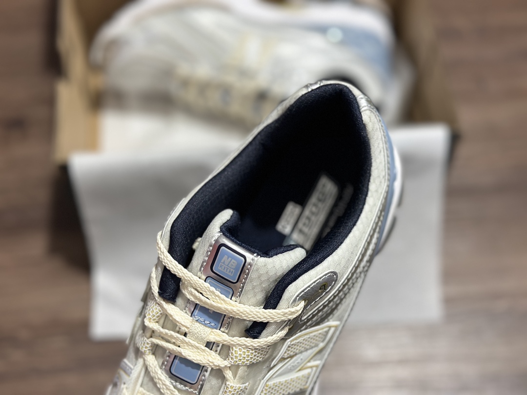 220 New Balance 1906系列复古老爹风休闲运动慢跑鞋  M1906RKC