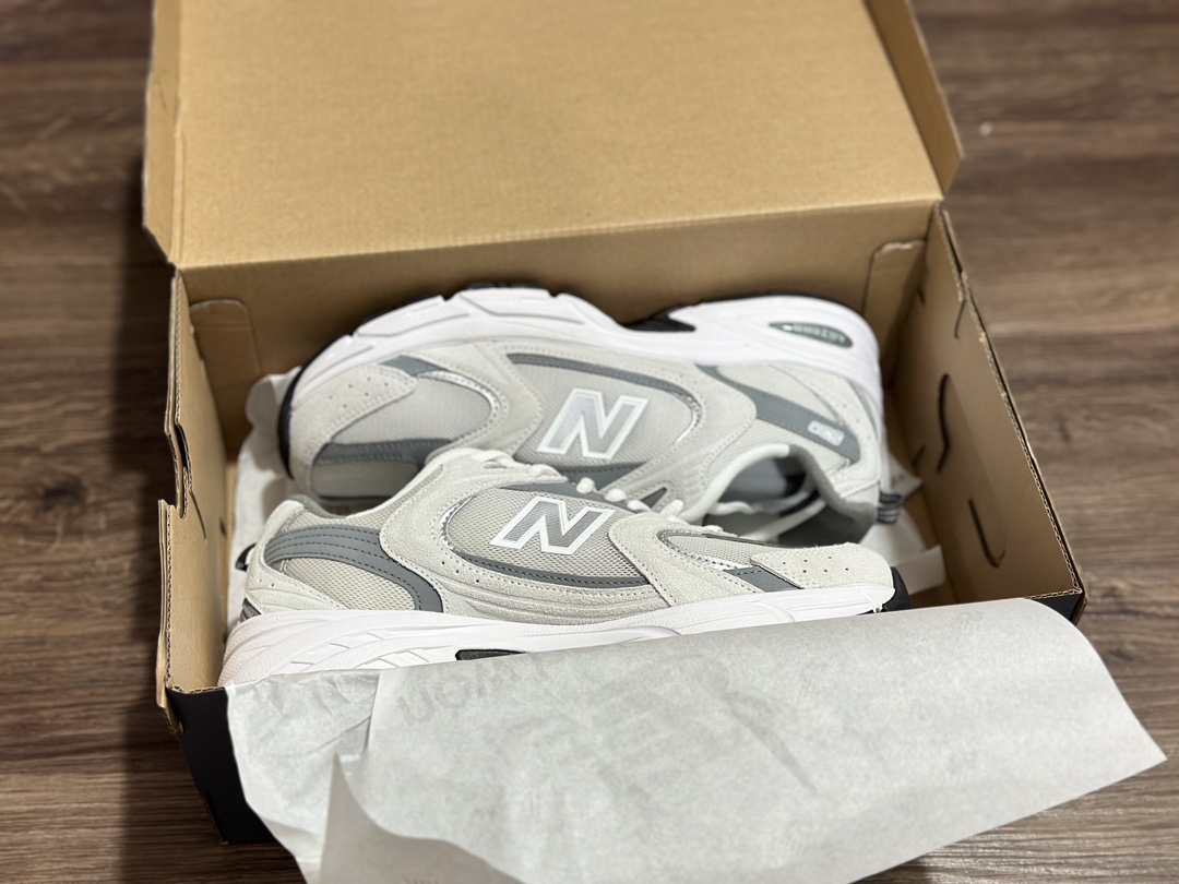 180 New Balance 新百伦 MR530CB 复古休闲慢跑鞋 MR530CB