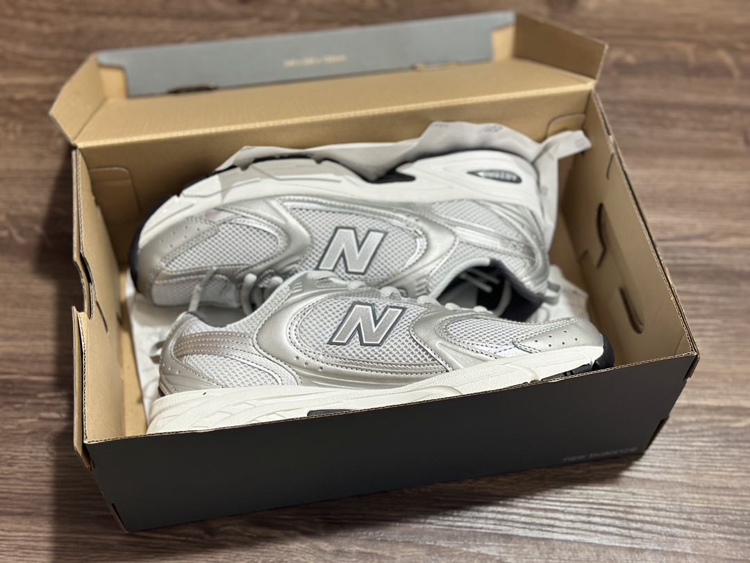 180 New Balance 新百伦 MR530LG 复古休闲慢跑鞋  MR530LG