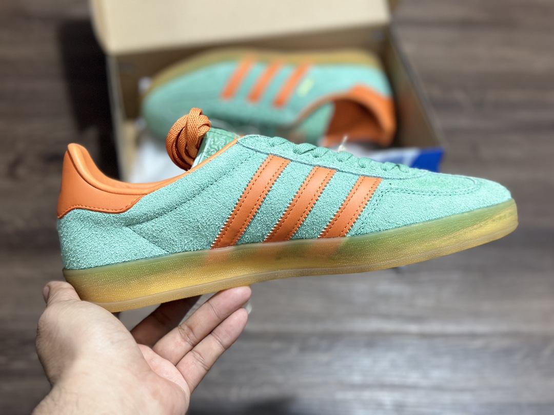 160 阿迪达斯LT Adidas originals Gazelle Indoor 德训低帮复古轻便休闲板鞋 HQ8714