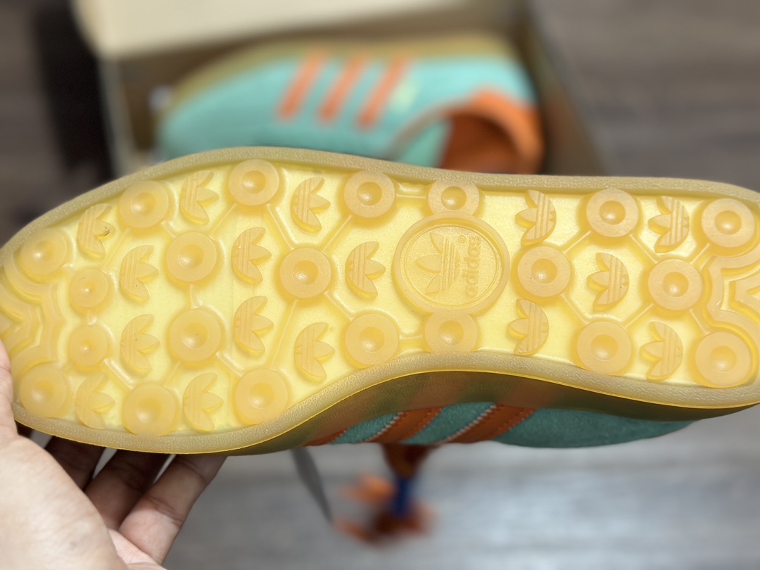 160 阿迪达斯LT Adidas originals Gazelle Indoor 德训低帮复古轻便休闲板鞋 HQ8714
