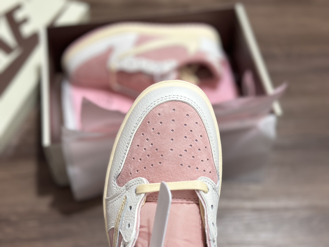 Travis Scott x Air Jordan 1 Low OG AJ1 Jordan 1 Pink Inverted Hook Low Top DM7866-600