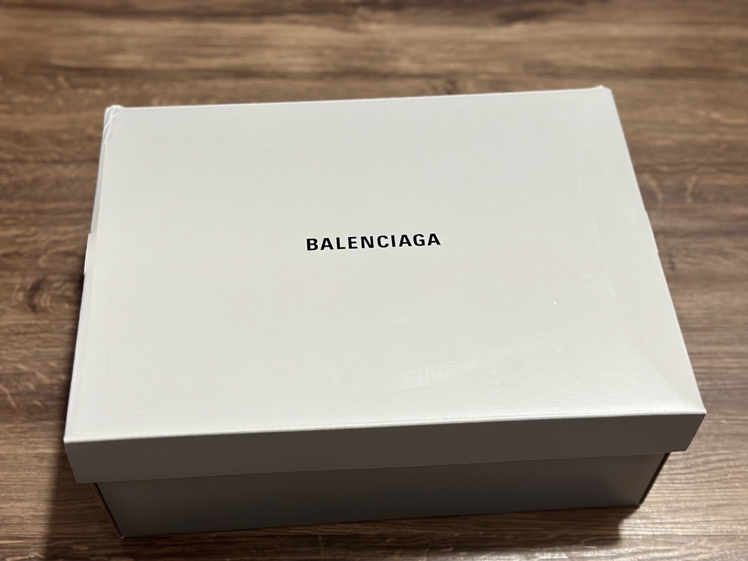 380 Balenciaga巴黎世家 3XL 网纱款 粉色 知名巴黎大厂纯原