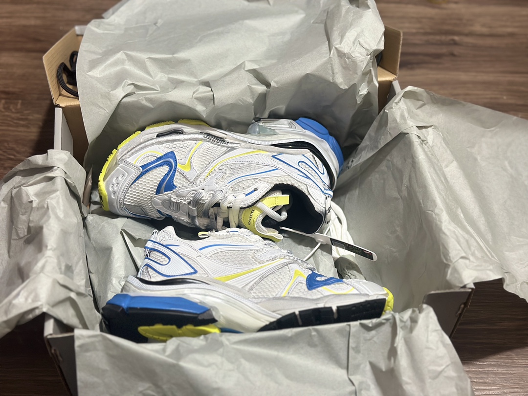 500 巴黎世家BALENCIAGA Runner Sneaker 3.0慢跑系列 779064 W3RXP 9074