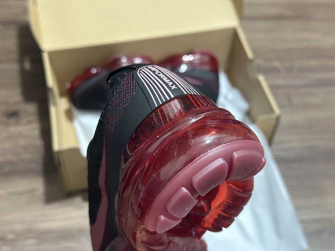 260 2023款Nike Air VaporMax Flyknit 低帮跑步鞋 黑红  DV1678-005