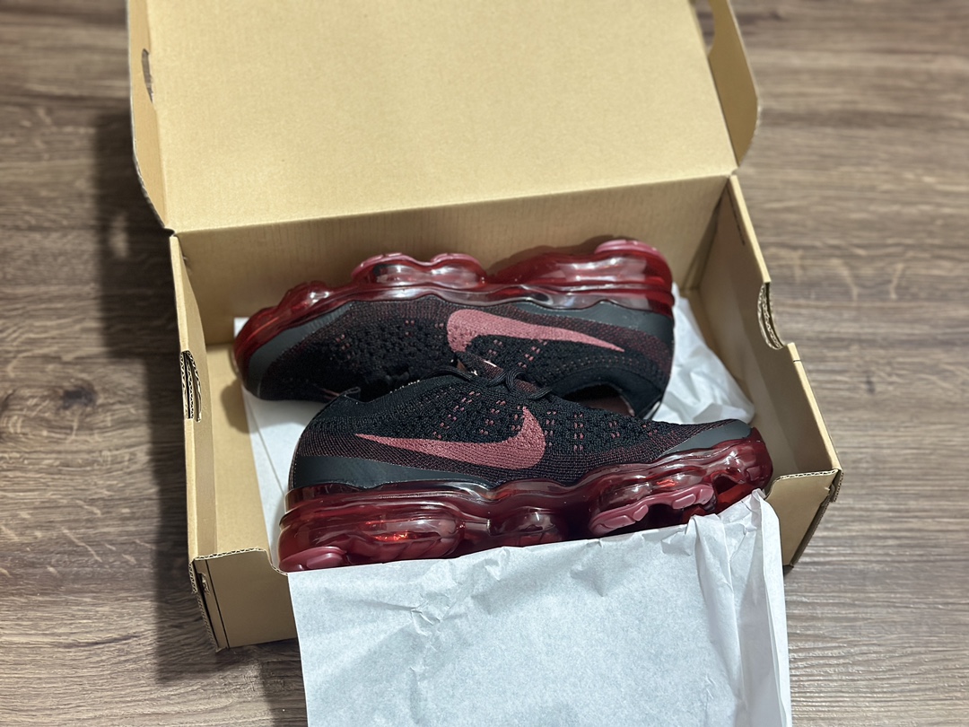 260 2023款Nike Air VaporMax Flyknit 低帮跑步鞋 黑红  DV1678-005