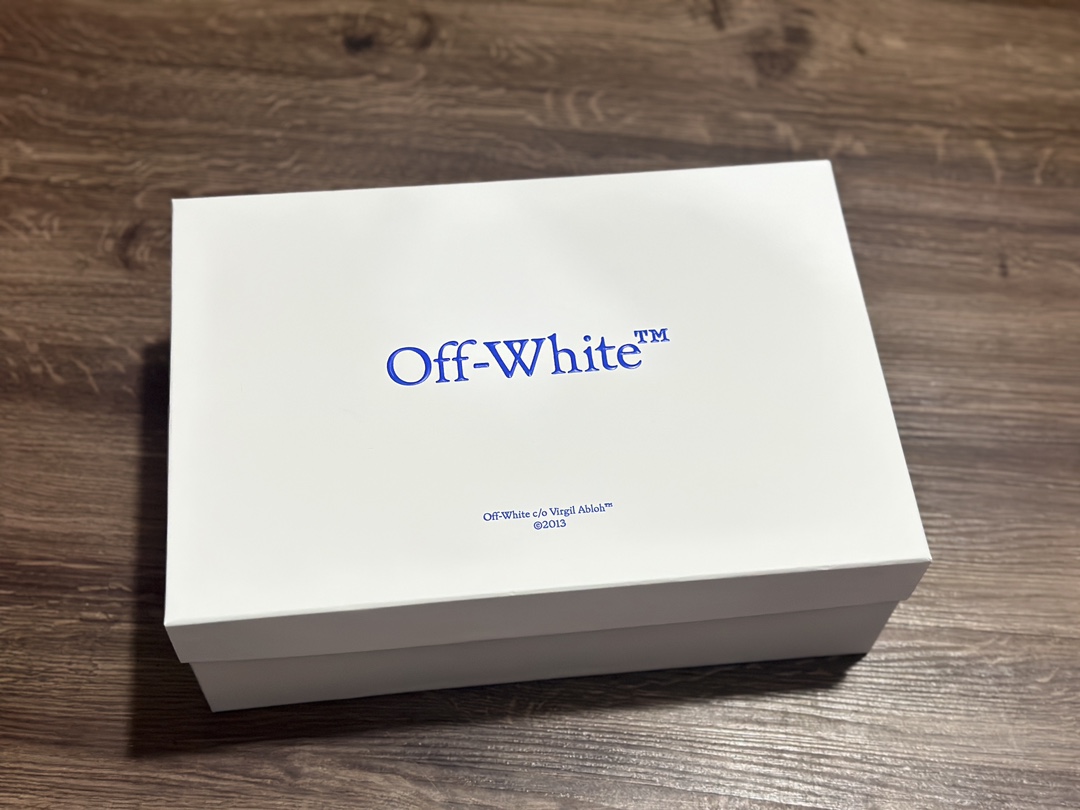 360 OFF-WHITE Out Of Office OW低帮黑白藍板鞋