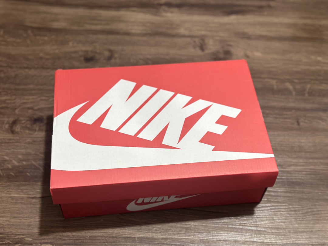 260 NIKE SB Dunk Low 白黑粽 低帮休闲运动鞋 HF4292-200
