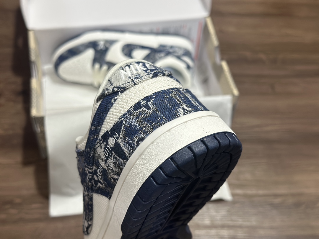 260 NIKE SB Dunk Low 牛仔蓝 LV联名低帮休闲运动鞋  JH8040-042
