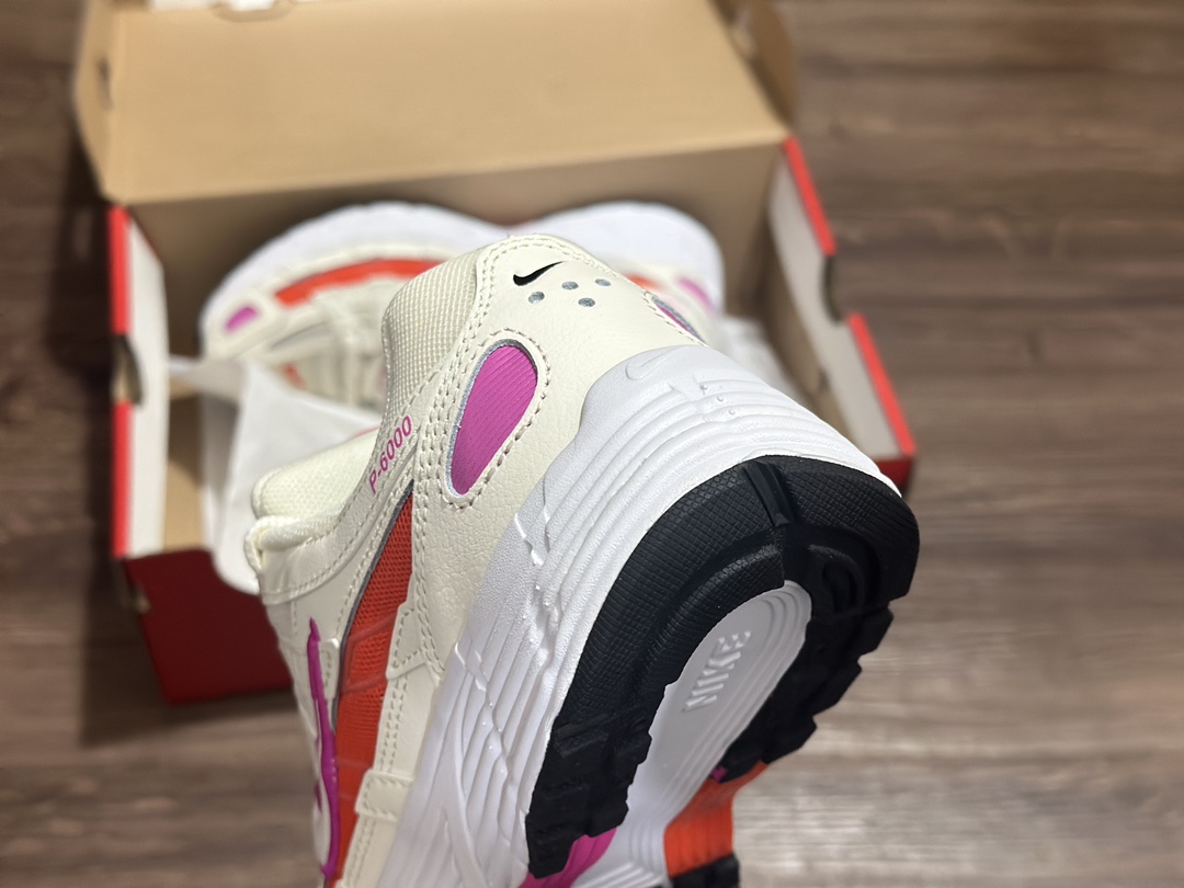 220 Nike Initiator Running P-6000 米白红耐克INS 超火复古老爹跑鞋  CW1351-100